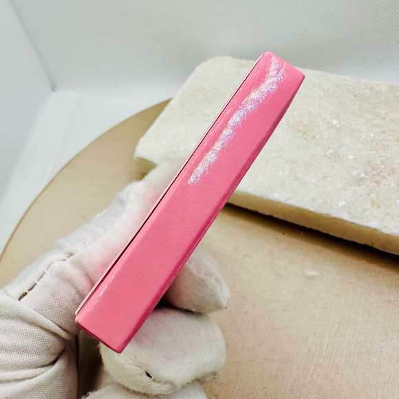 NEW! Jeffree Star Cosmetics Artistry Singles I’m Cold Eyeshadow - Picture 10 of 14